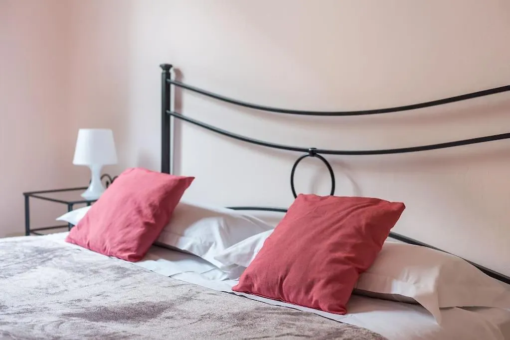 Sant'Ambrogio Charming Apartment Florence Italy