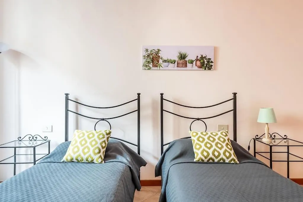 Sant'Ambrogio Charming Apartment فلورنس 0*,  إيطاليا